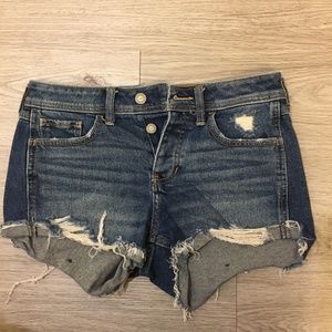 Hollister Cutoff Jean Low Rise Boyfriend Short 0